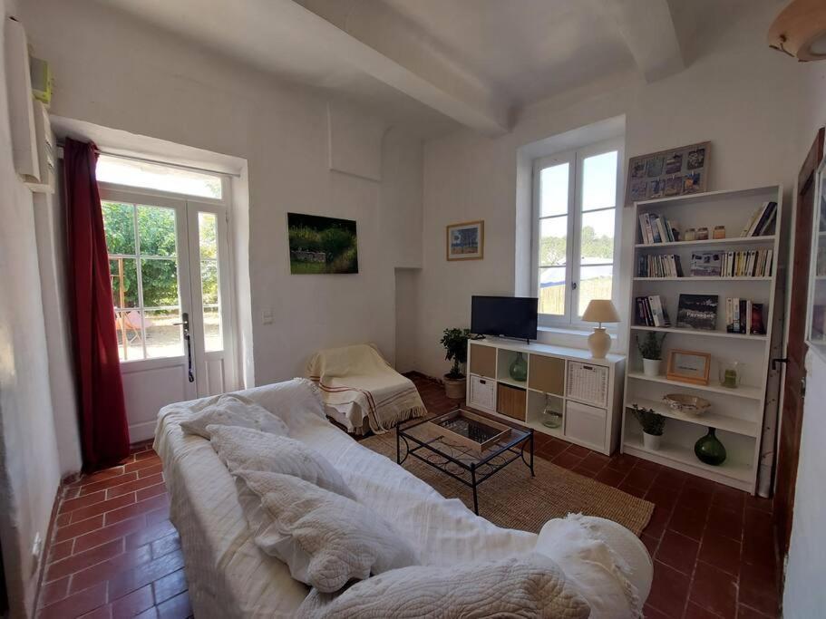 Maison De Cesar Saint-Saturnin-lès-Apt Zewnętrze zdjęcie