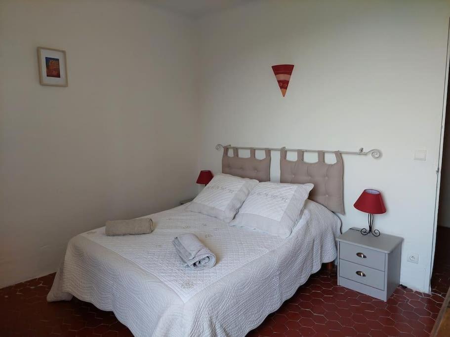 Maison De Cesar Saint-Saturnin-lès-Apt Zewnętrze zdjęcie